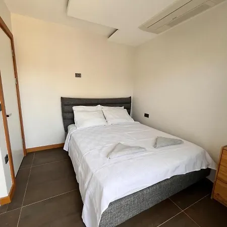 In A Modern With A Private Pool In فيلة *