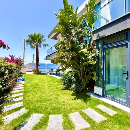 In A Modern With A Private Pool In *