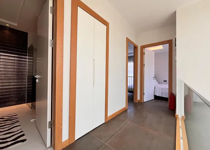 In A Modern With A Private Pool In Villa *