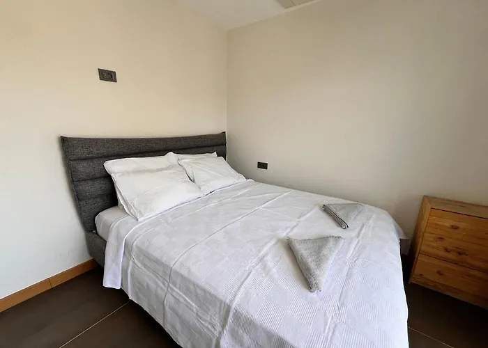 In A Modern With A Private Pool In Çeşme